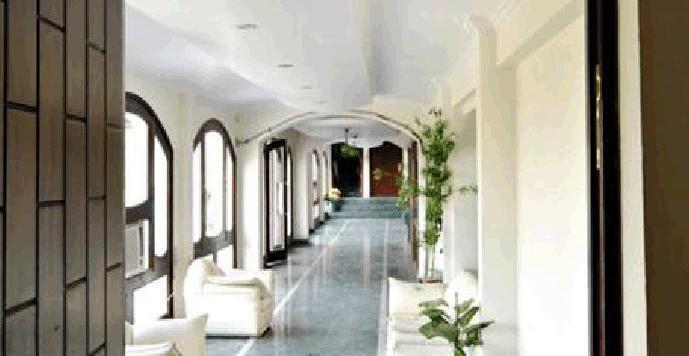 Gajraula Haveli Resort Bagian luar foto