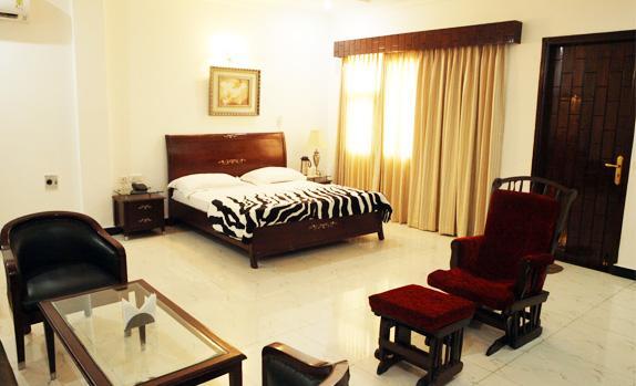 Gajraula Haveli Resort Bagian luar foto
